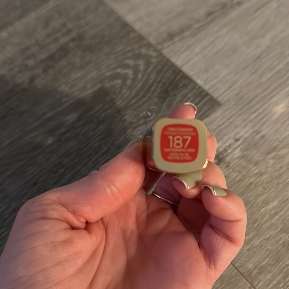 NEW | L’oréal Les Rouges Successful Red - Picture 6 of 6